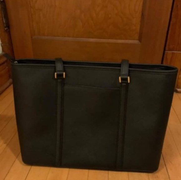 Women Michael Kors Bag - Picture 3 of 3